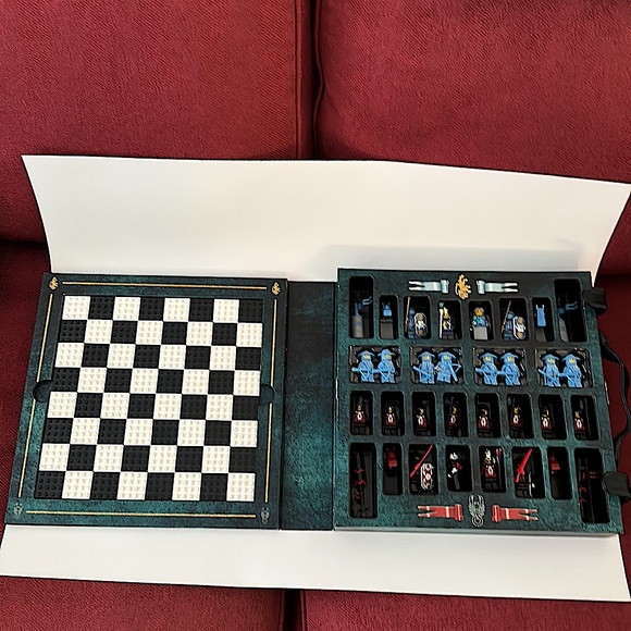 Lego Knights Kingdom Chess Set very rare retired set - Picture 6 of 16